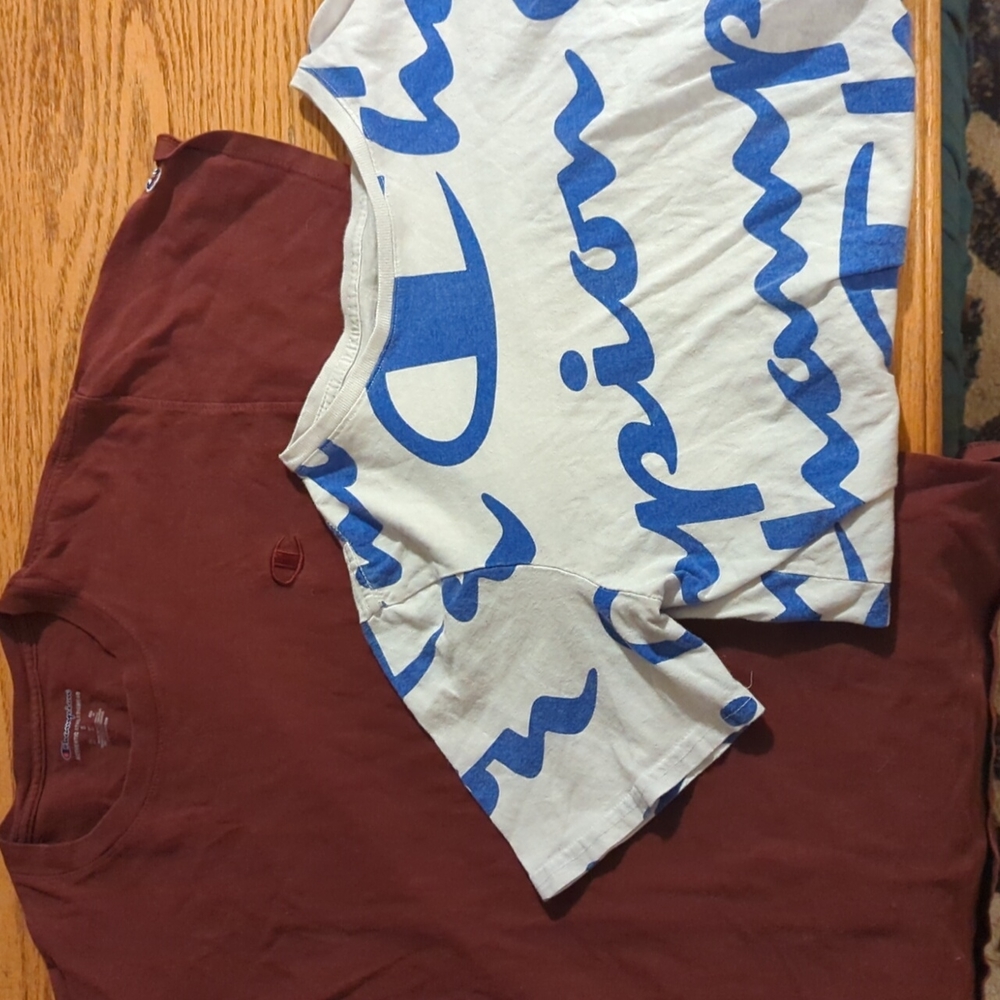 8 Women's t shirt bundle vans,obey, AE, champion,Pink VS